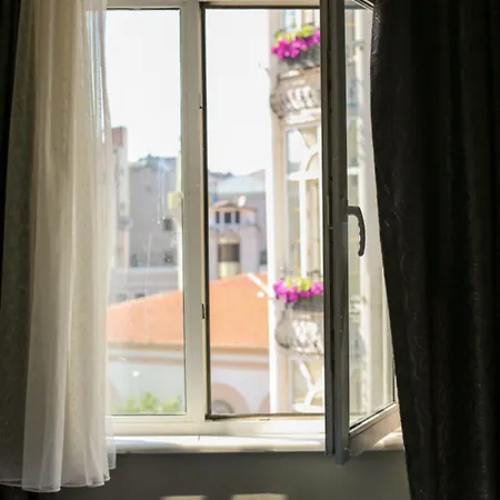 Sehir Old 3* イスタンブール