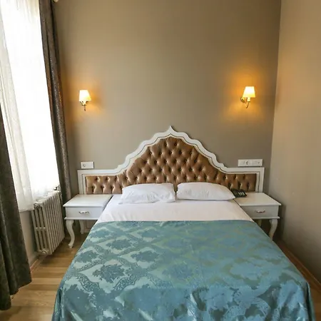 Sehir Old 3*